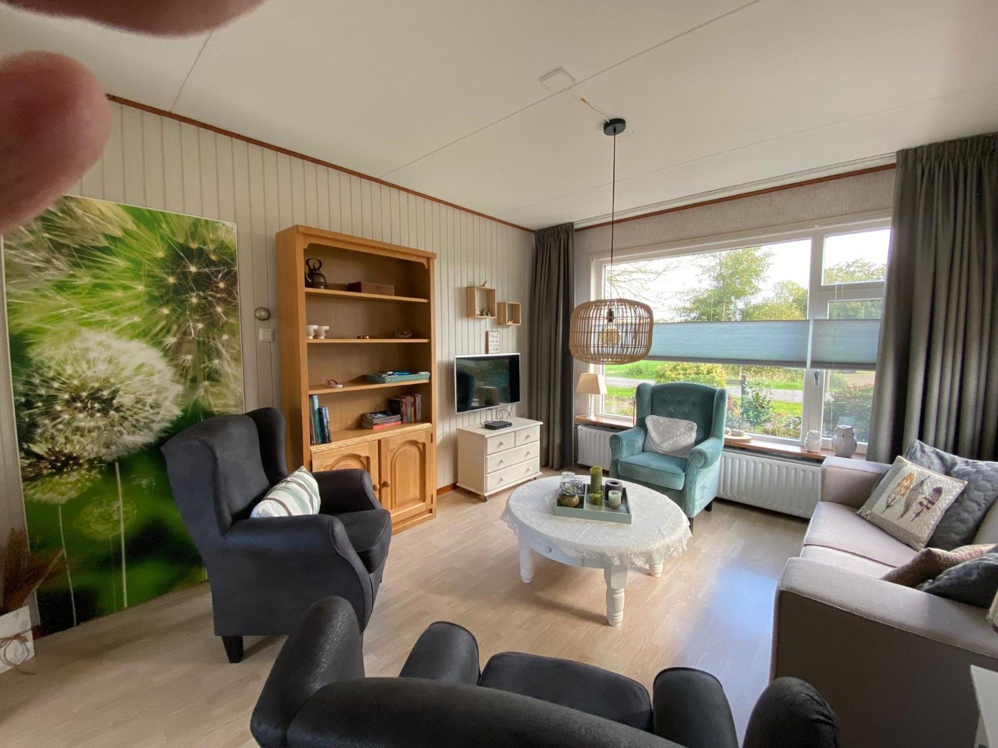 Huis Bij Het Water Met Sloepje Jutrijp ภายนอก รูปภาพ